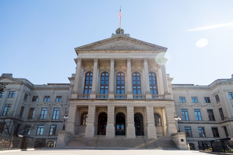 Skyward view of the Georgia State Capitol front entrance 