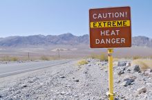 extreme heat sign in the desert 
