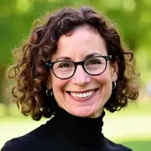 Laura Green Zeilinger, SVP Community Impact and Resident Services, headshot