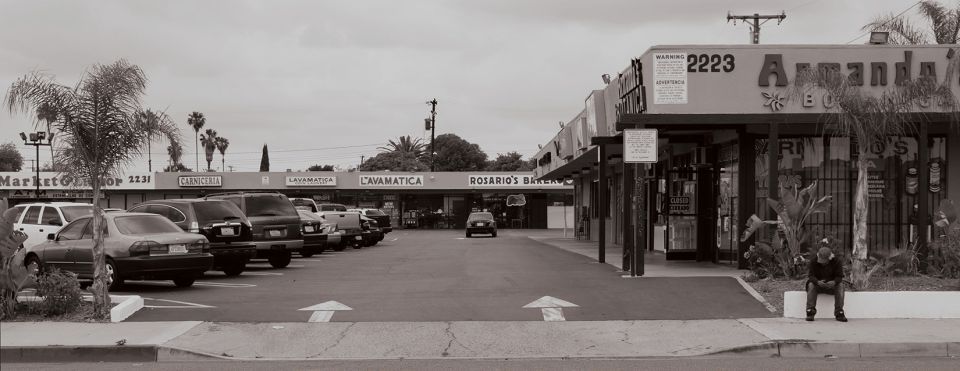 La Placito strip mall before conversion to housing