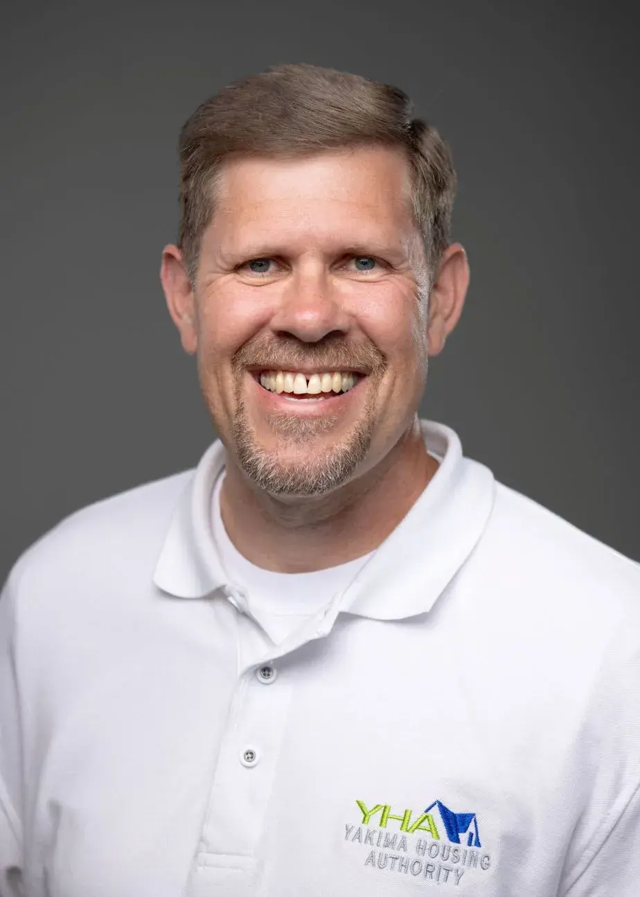 Lowel Krueger headshot