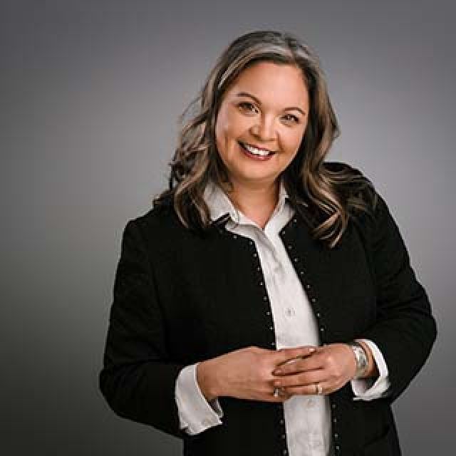 Colleen Dushkin headshot