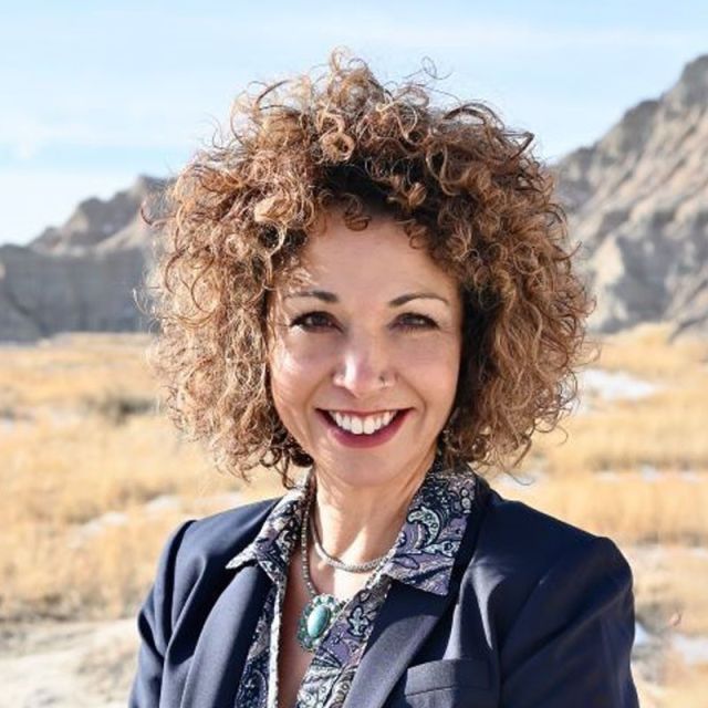 Tawney Brunsch headshot