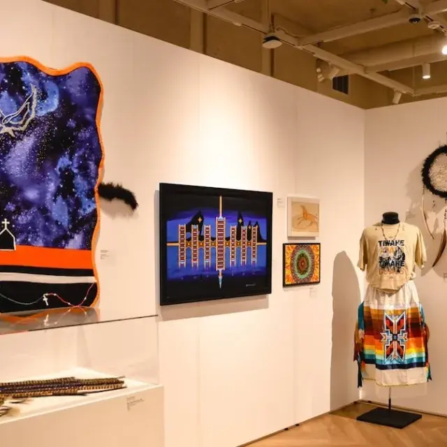 A gallery with Native American art