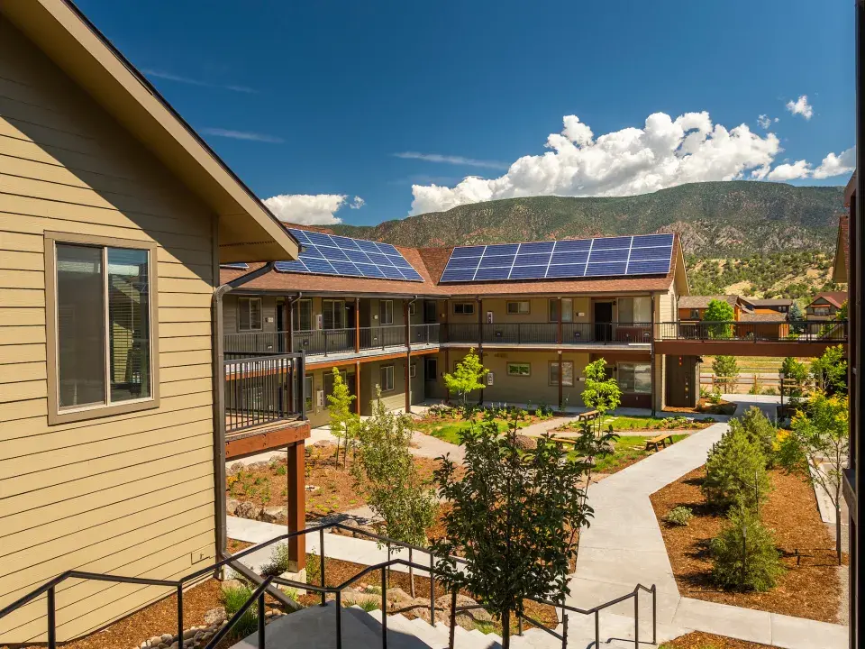 Decarbonizing Multifamily Housing: How State Finance Agencies Are Gearing Up for the IRA