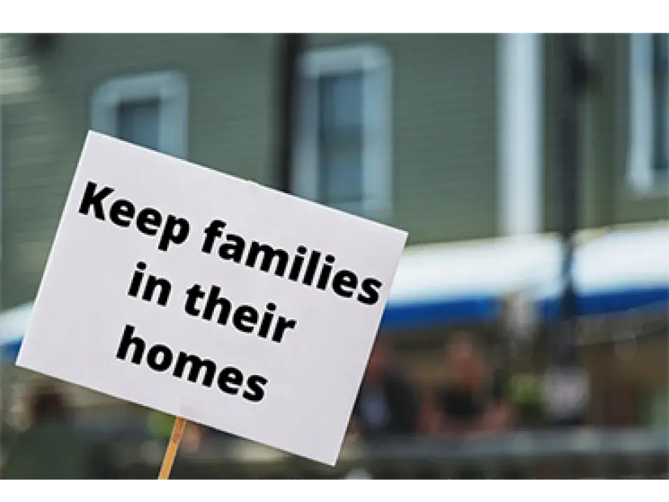 Reducing Displacement After a Disaster