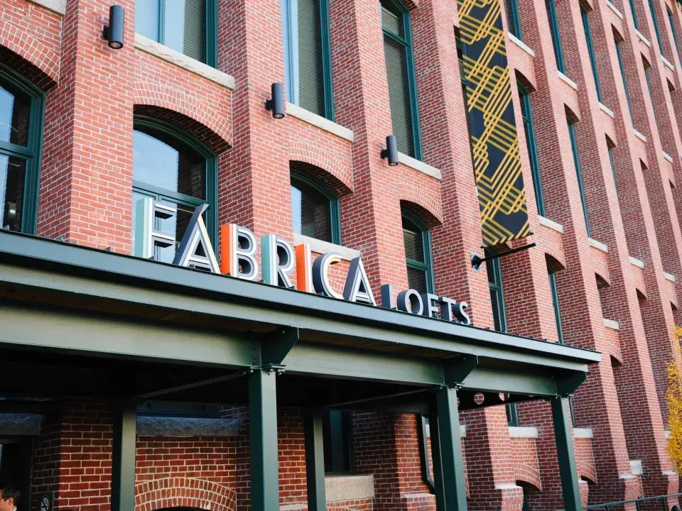 Fábrica Lofts: The Fabric of Community 